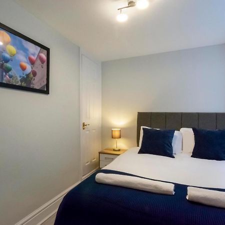 Free Parking! Very Large 2 Bedroom Clifton Flat Bristol Exterior photo