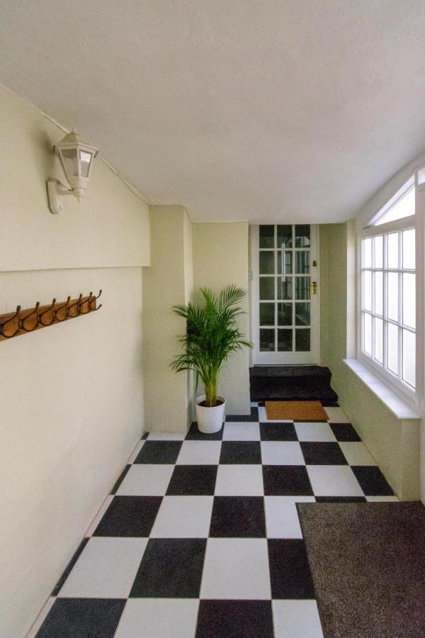 Free Parking! Very Large 2 Bedroom Clifton Flat Bristol Exterior photo