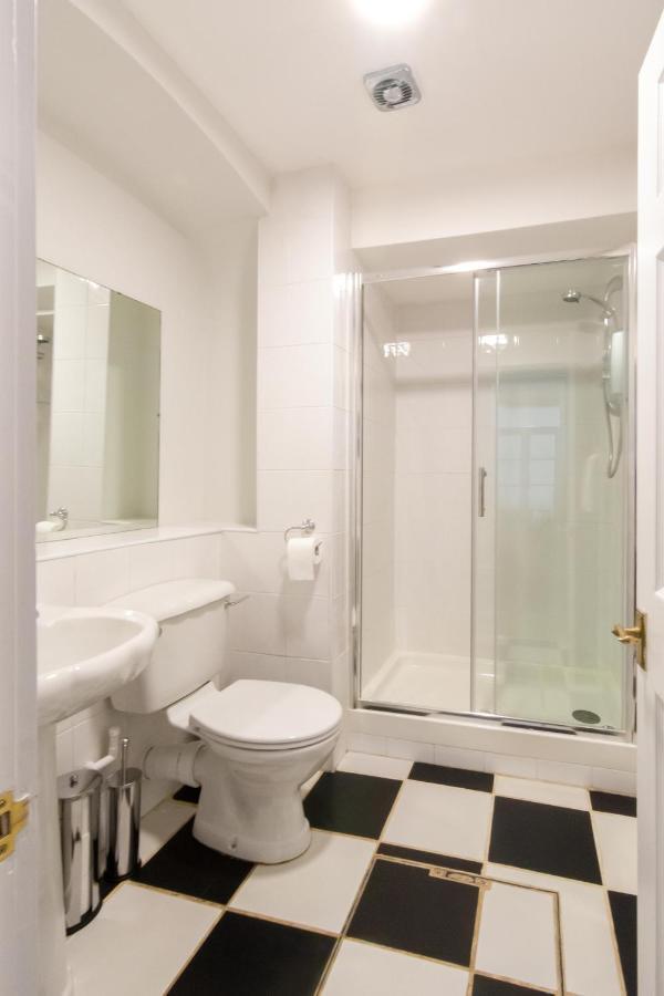 Free Parking! Very Large 2 Bedroom Clifton Flat Bristol Exterior photo